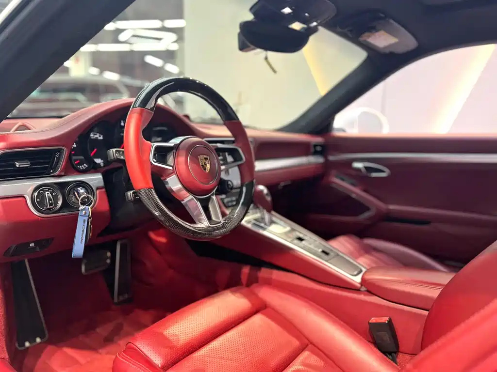 Porsche 911 2016