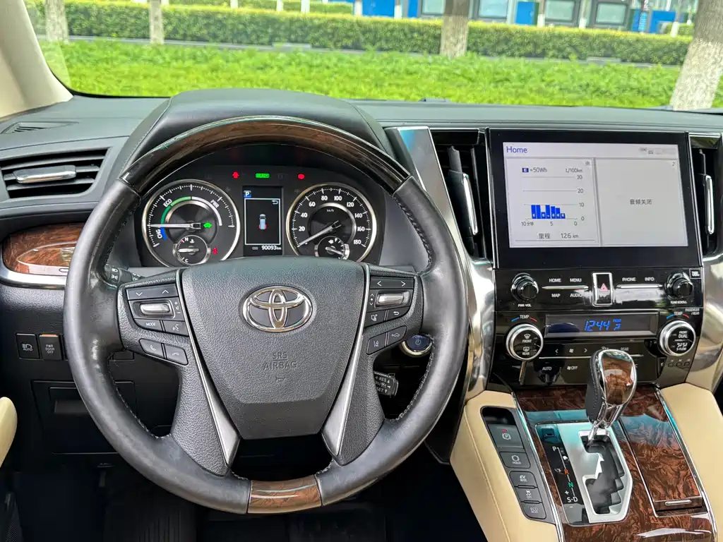 Toyota Alphard 2021 — фото 3