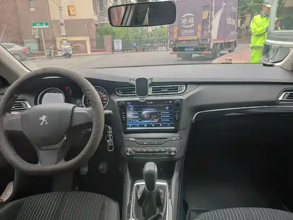 Peugeot 408 2014
