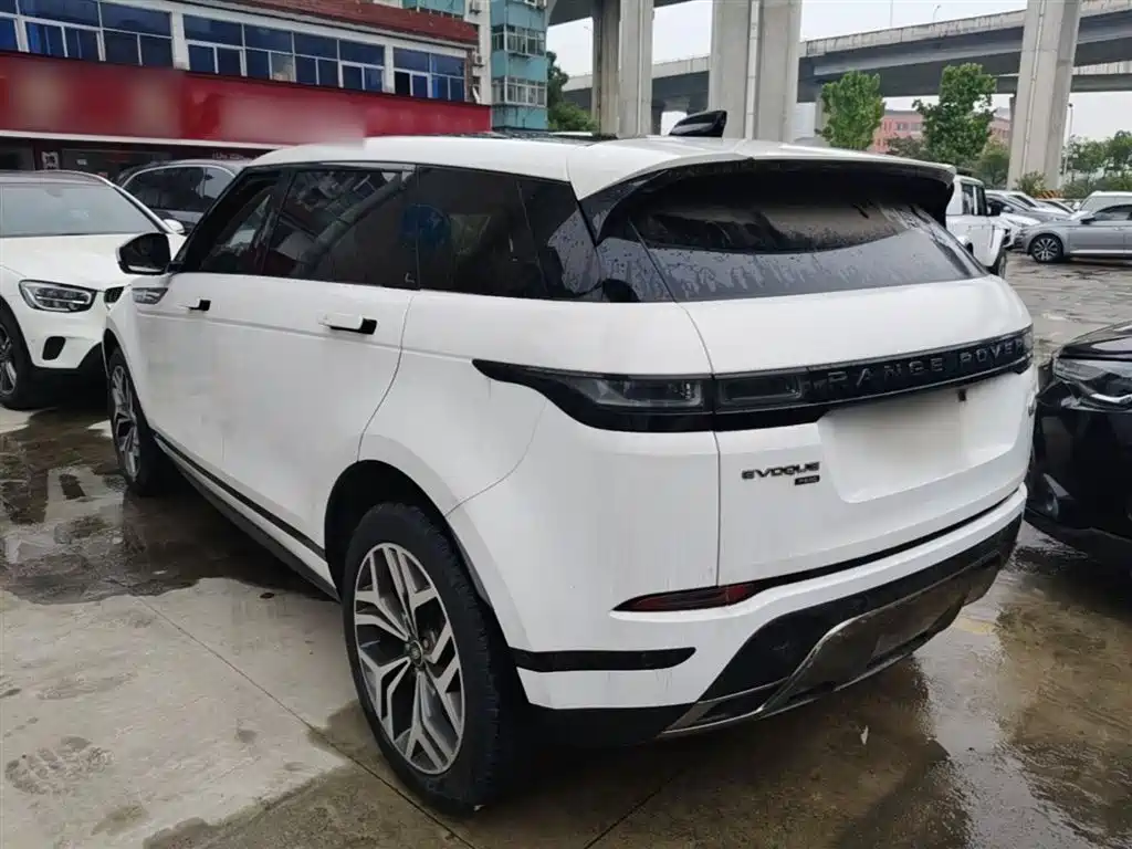 Land Rover Evoque 2022 — фото 5