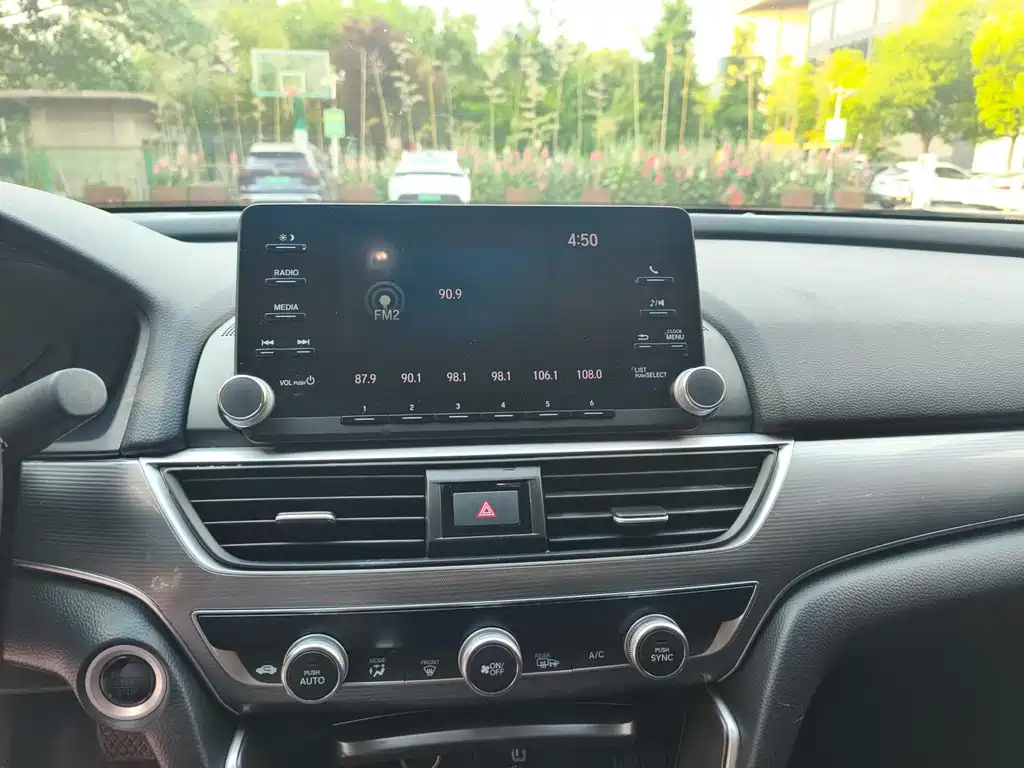 Honda Accord 2021 — фото 12