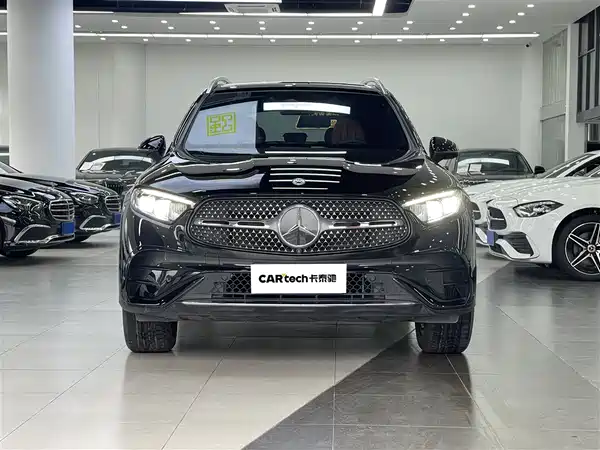 Mercedes-Benz GLC 2023