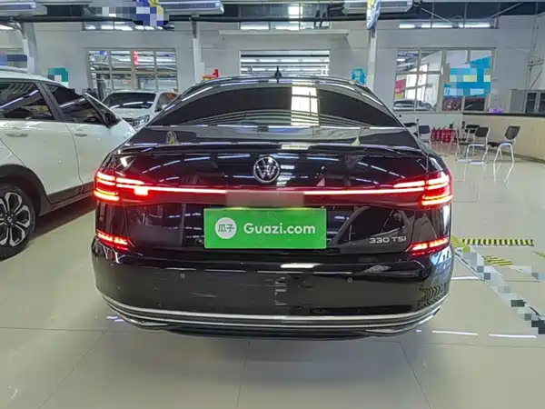 Volkswagen Passat 2023