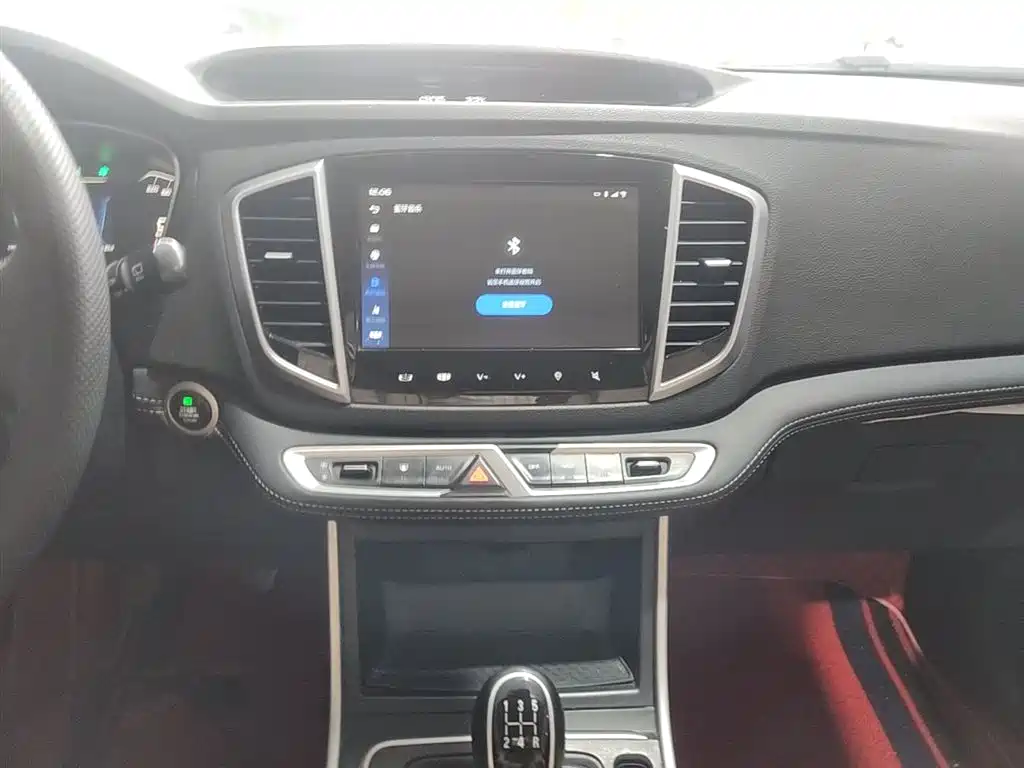 Geely Vision X6 2018 — фото 13