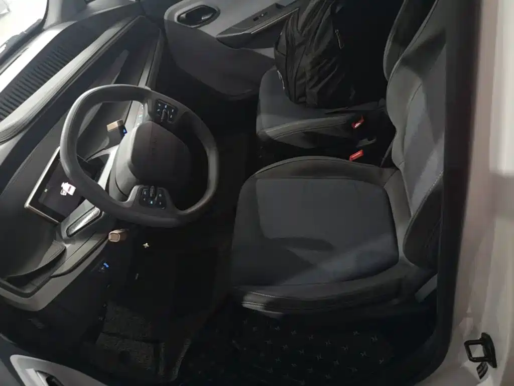 Wuling Nano EV 2022 — фото 15