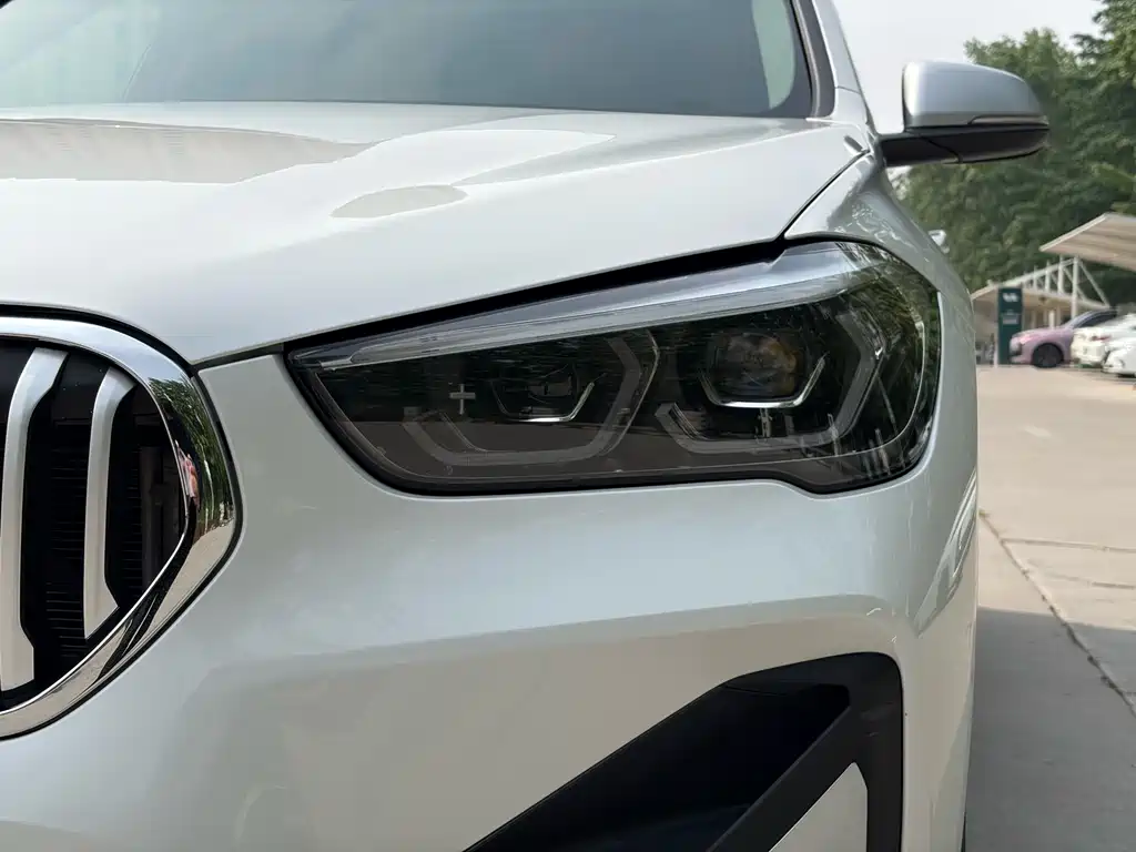 BMW X1 2022 — фото 7