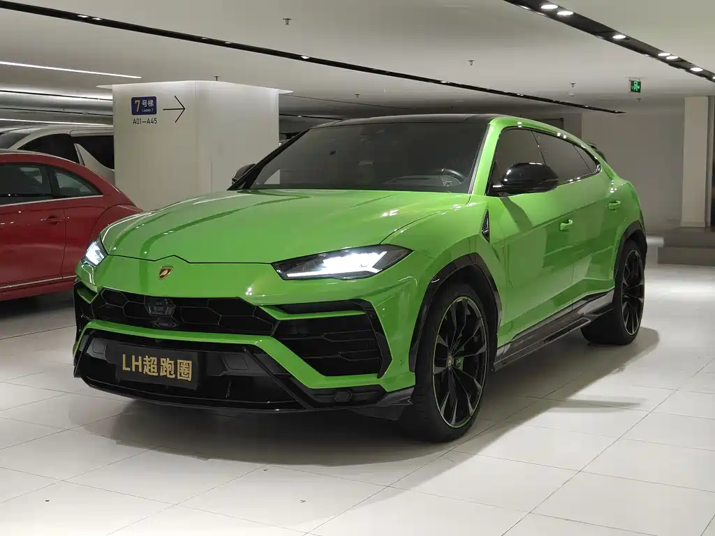 Lamborghini Urus 2021