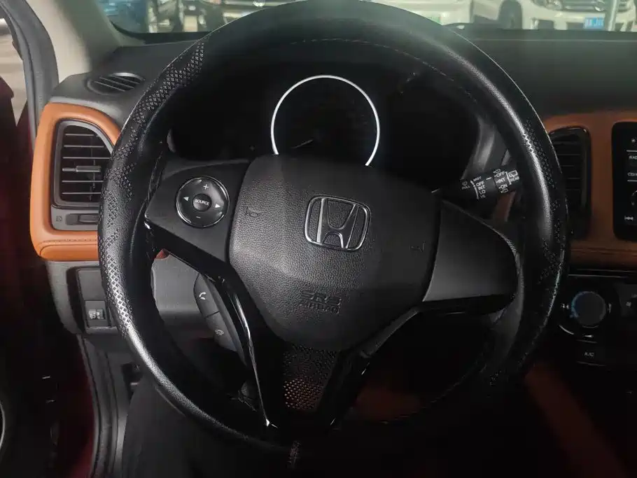 Honda Vezel 2016 — фото 15
