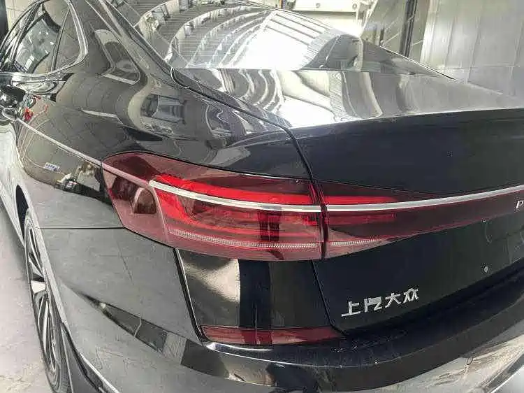Volkswagen Passat 2025