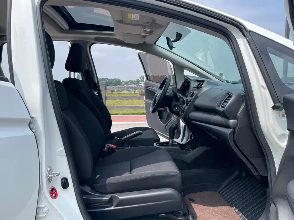 Honda Fit 2020 — фото 11