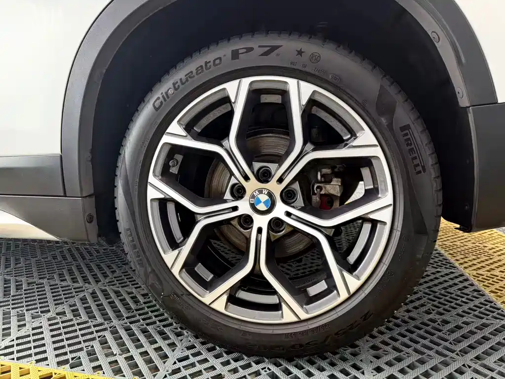 BMW X1 2021 — фото 22