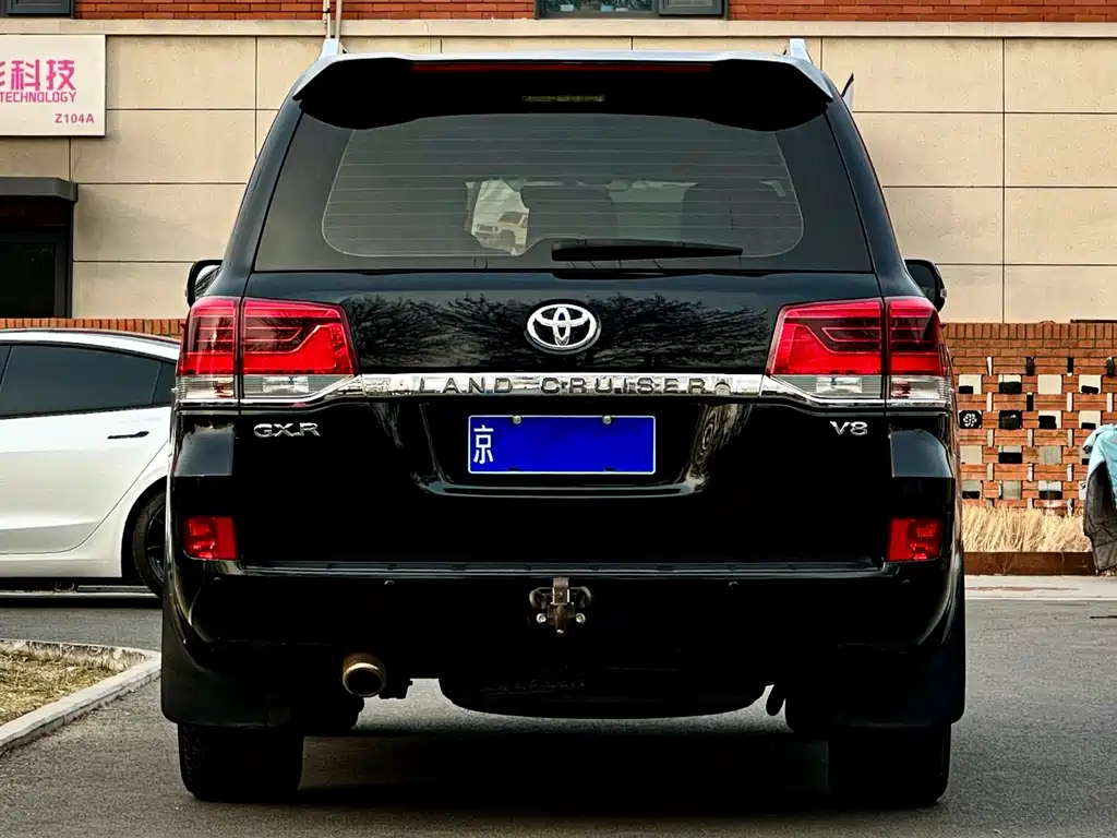 Toyota Land Cruiser 2019 — фото 10