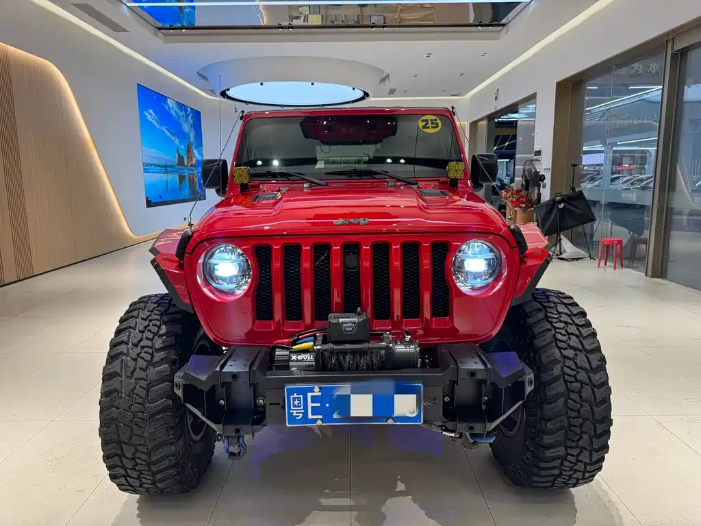 Jeep Wrangler 2020 — фото 2