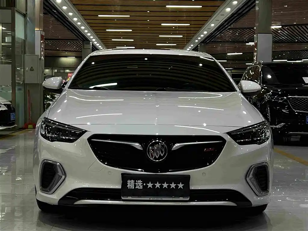 Buick Regal 2018 — фото 3