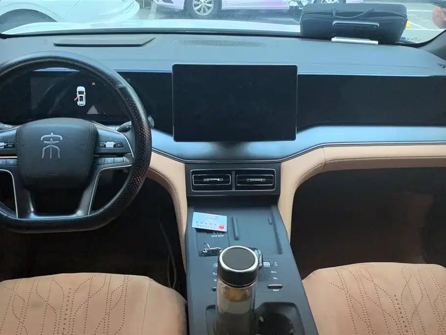 BYD L DM-i 2024 — фото 12