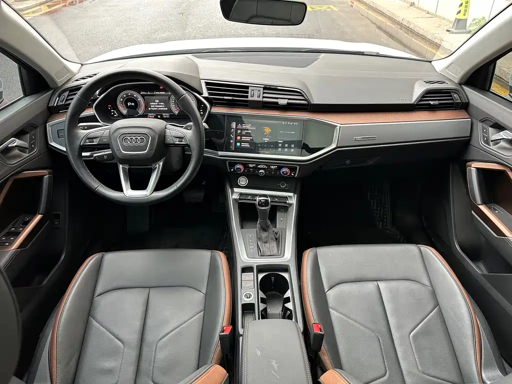 Audi Q3 2022 — фото 16