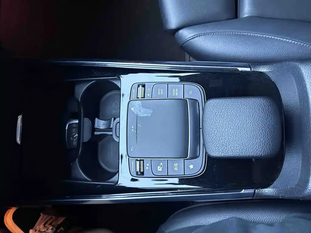 Mercedes-Benz GLB 2020 — фото 19