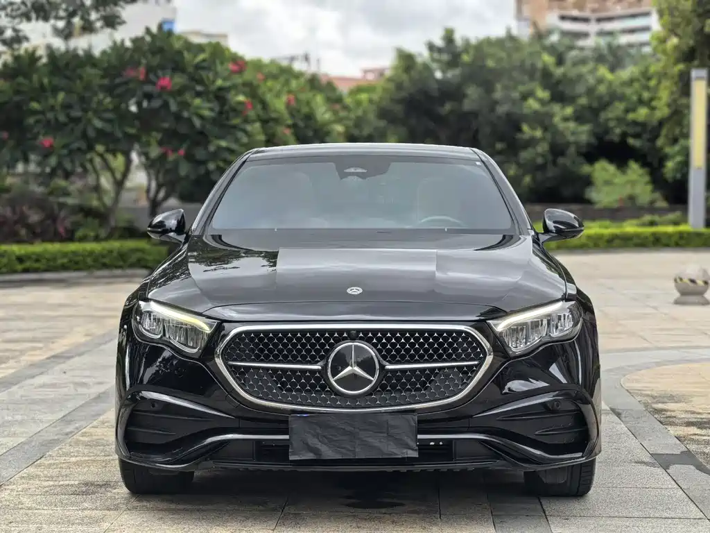 Mercedes-Benz E-Class 2025