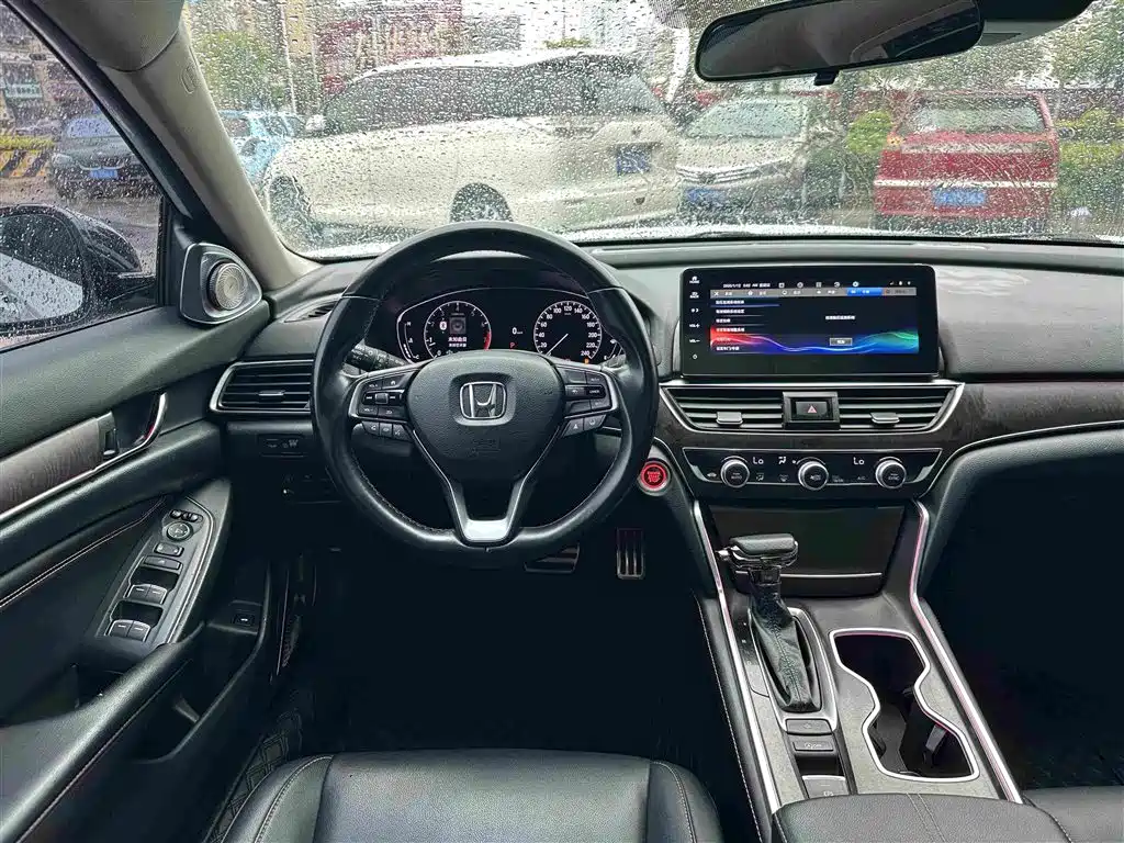 Honda Accord 2022 — фото 15