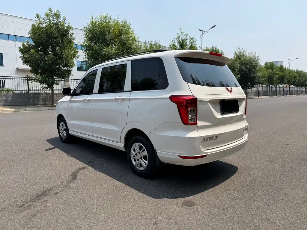 Wuling Hongguang 2023 — фото 10