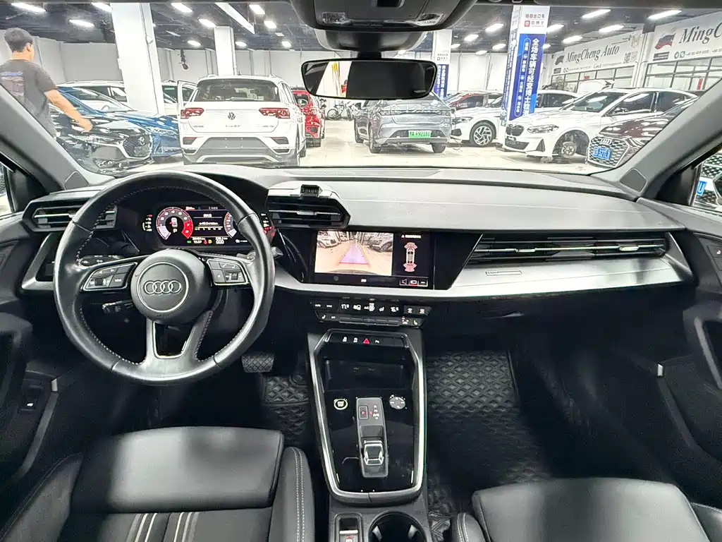 Audi A3 2022 — фото 19