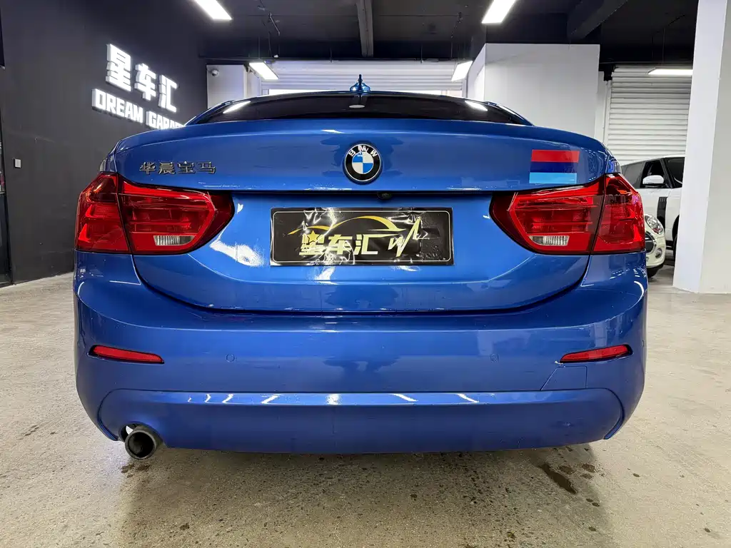 BMW 1 Series 2018 — фото 12