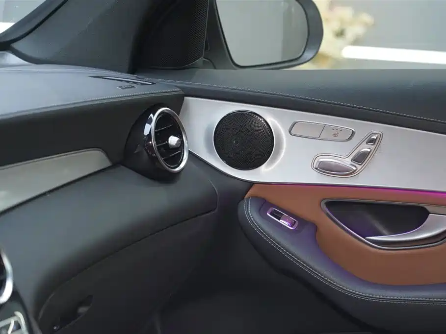 Mercedes-Benz GLC Coupe 2022 — фото 16