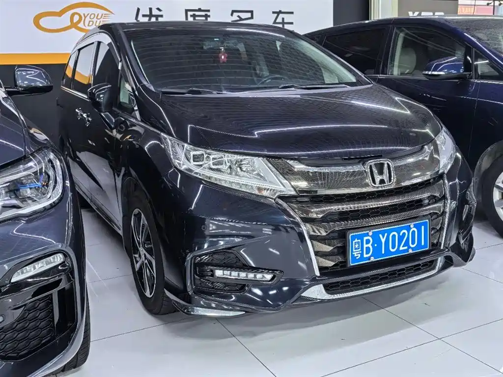 Honda Odyssey 2016 — фото 3