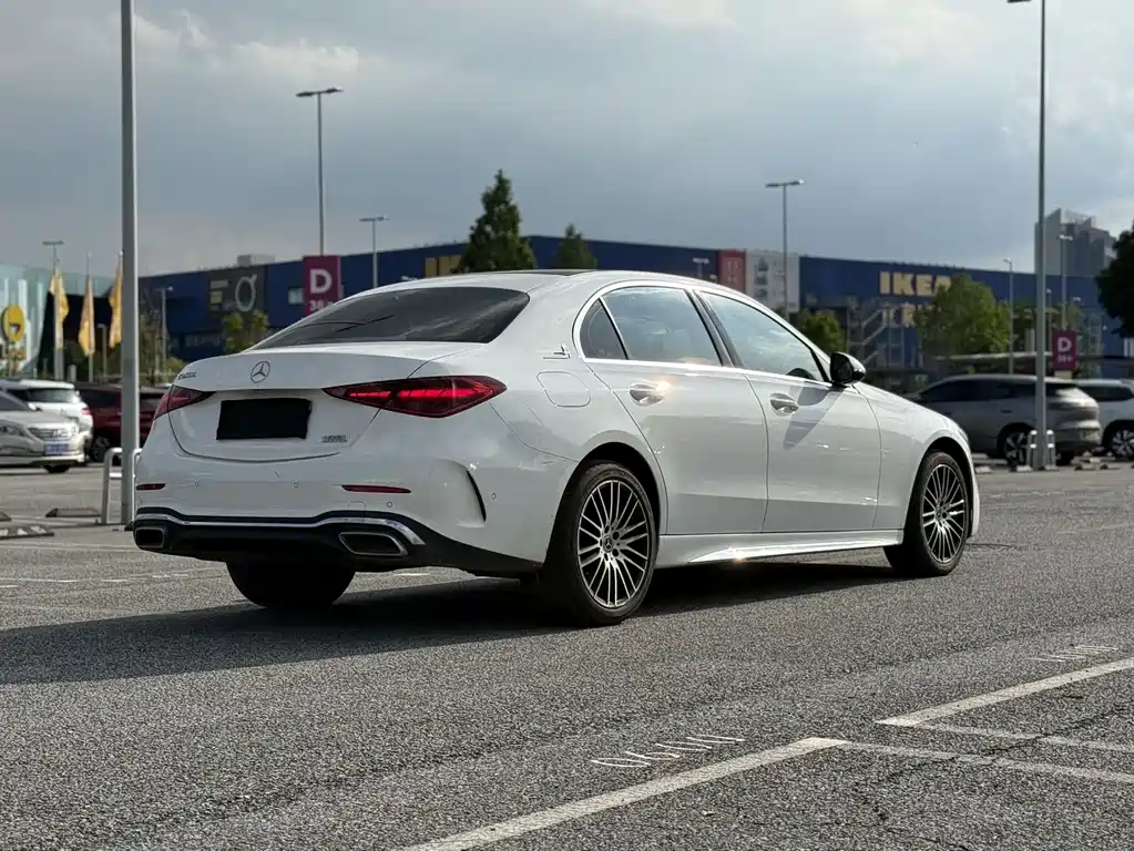 Mercedes-Benz C-Class 2023 — фото 6