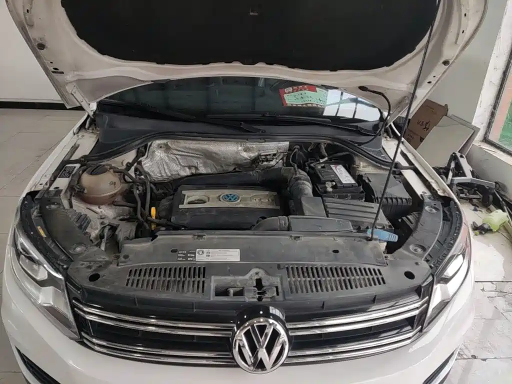 Volkswagen Tiguan 2016 — фото 16