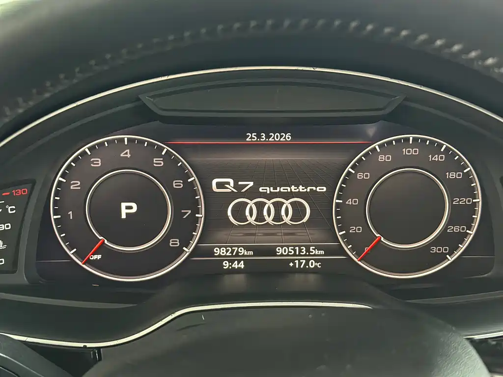 Audi Q7 2018 — фото 13