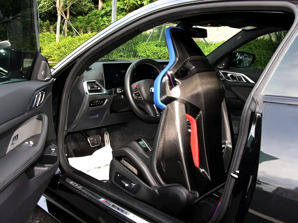 BMW M4 2024 — фото 10
