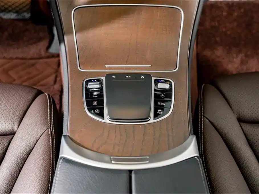 Mercedes-Benz GLC 2022 — фото 13