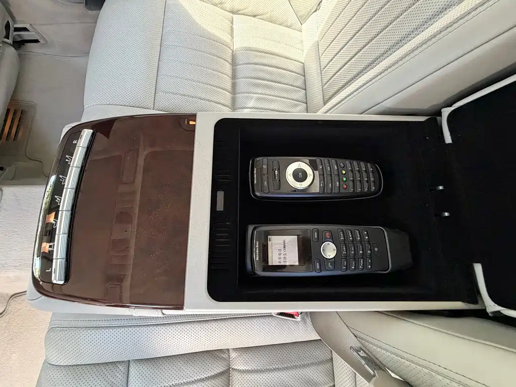 Mercedes-Benz S-Class 2011 — фото 15