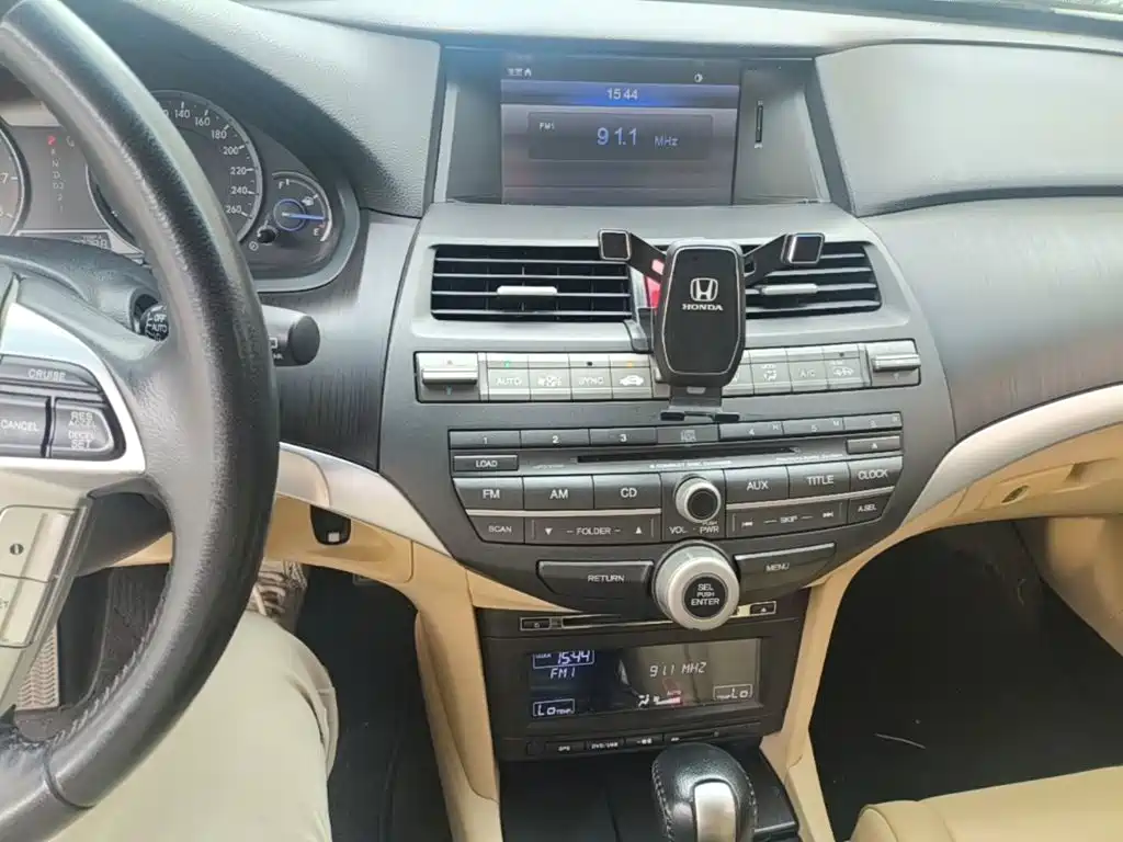 Honda Crosstour 2015 — фото 13