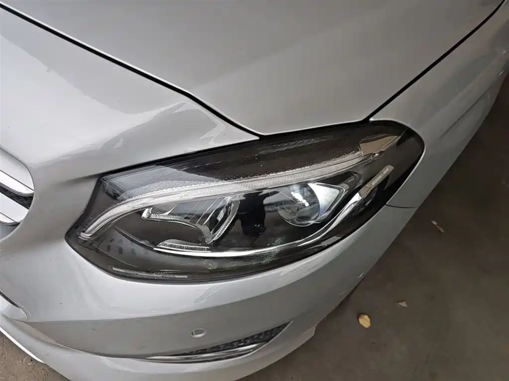 Mercedes-Benz B-Class 2015 — фото 24