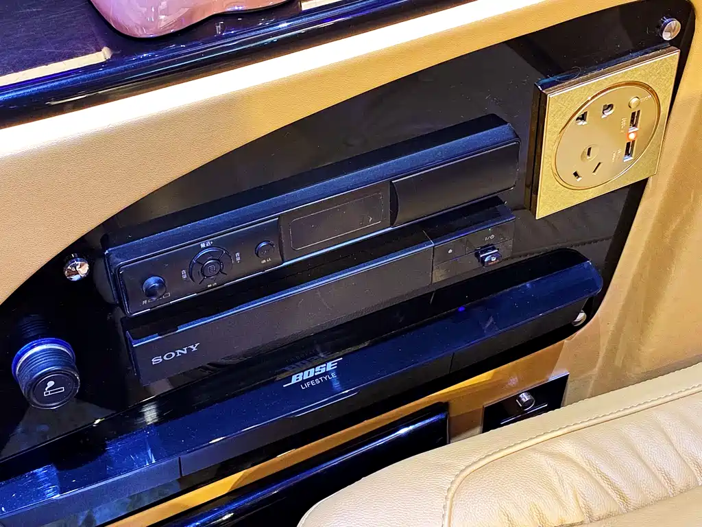 Mercedes-Benz Sprinter 2019 — фото 20