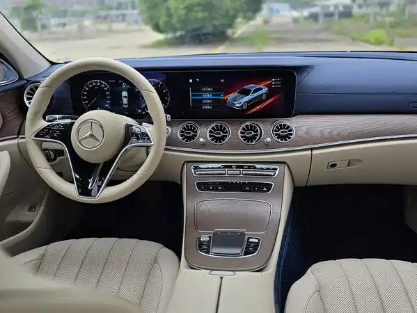Mercedes-Benz E-Class 2021