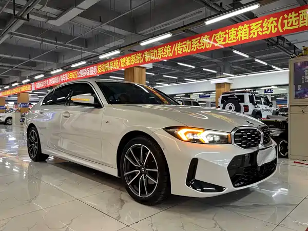 BMW 3 Series 2025