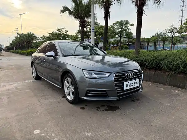 Audi A4L 2018