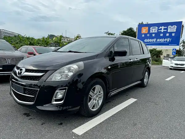 Mazda 8 2012