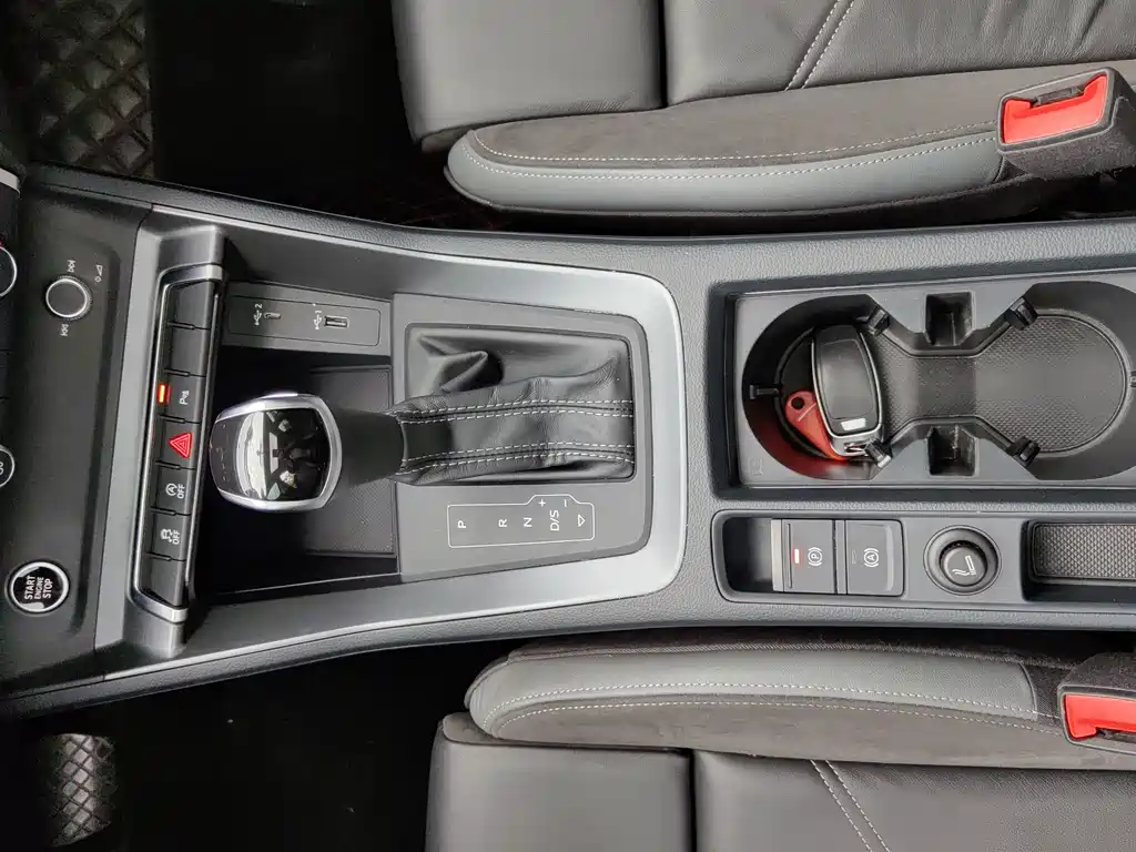 Audi Q3 Sportback 2021 — фото 27
