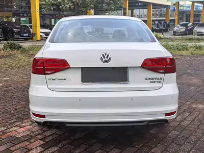 Volkswagen Sagitar 2018