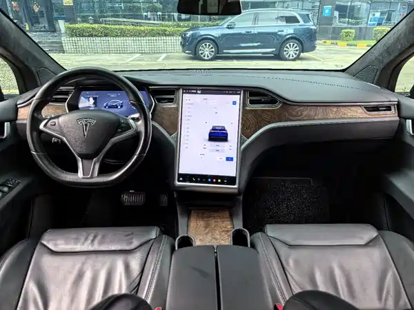 Tesla Model X 2017