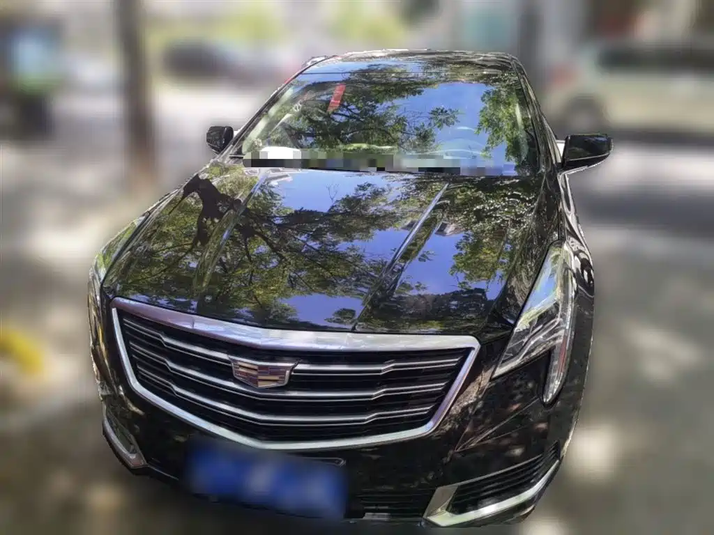 Cadillac XTS 2018 — фото 2