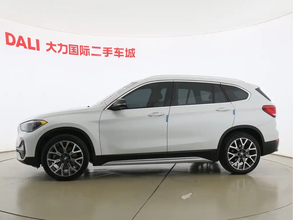 BMW X1 2023 — фото 3