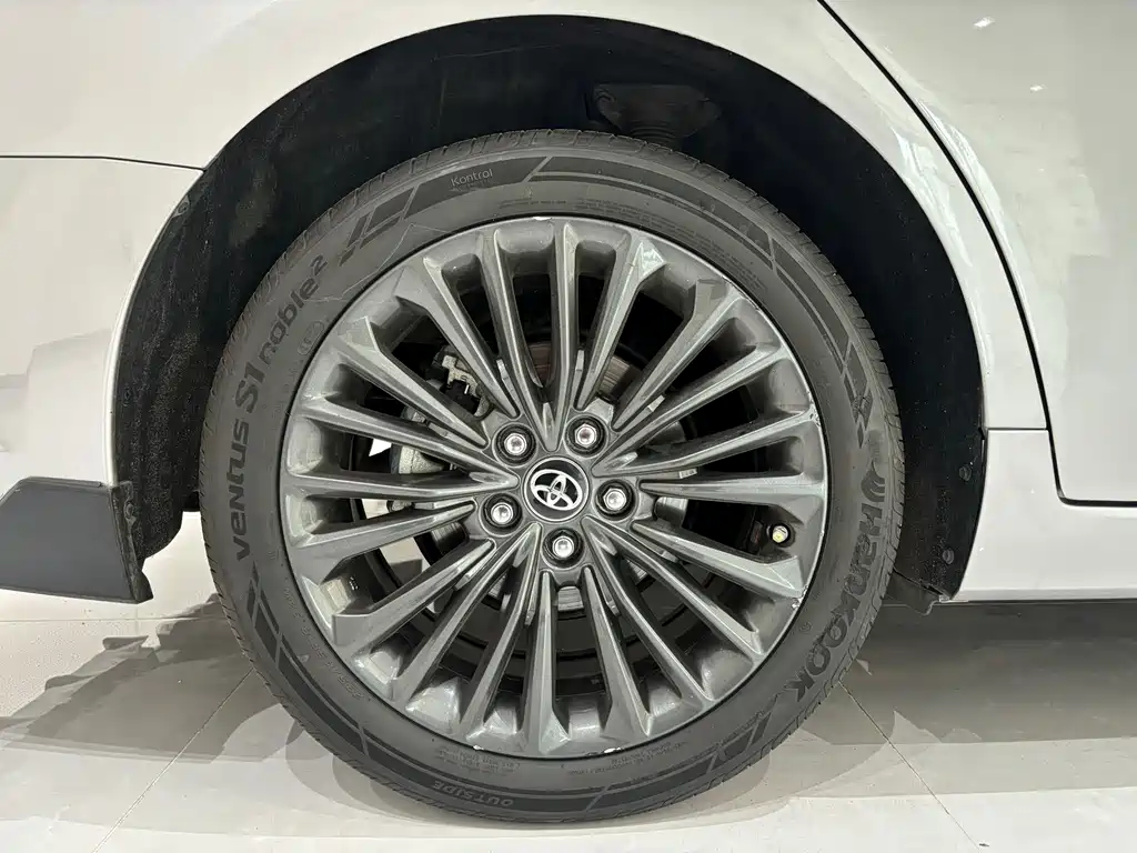 Toyota Avalon 2021 — фото 16