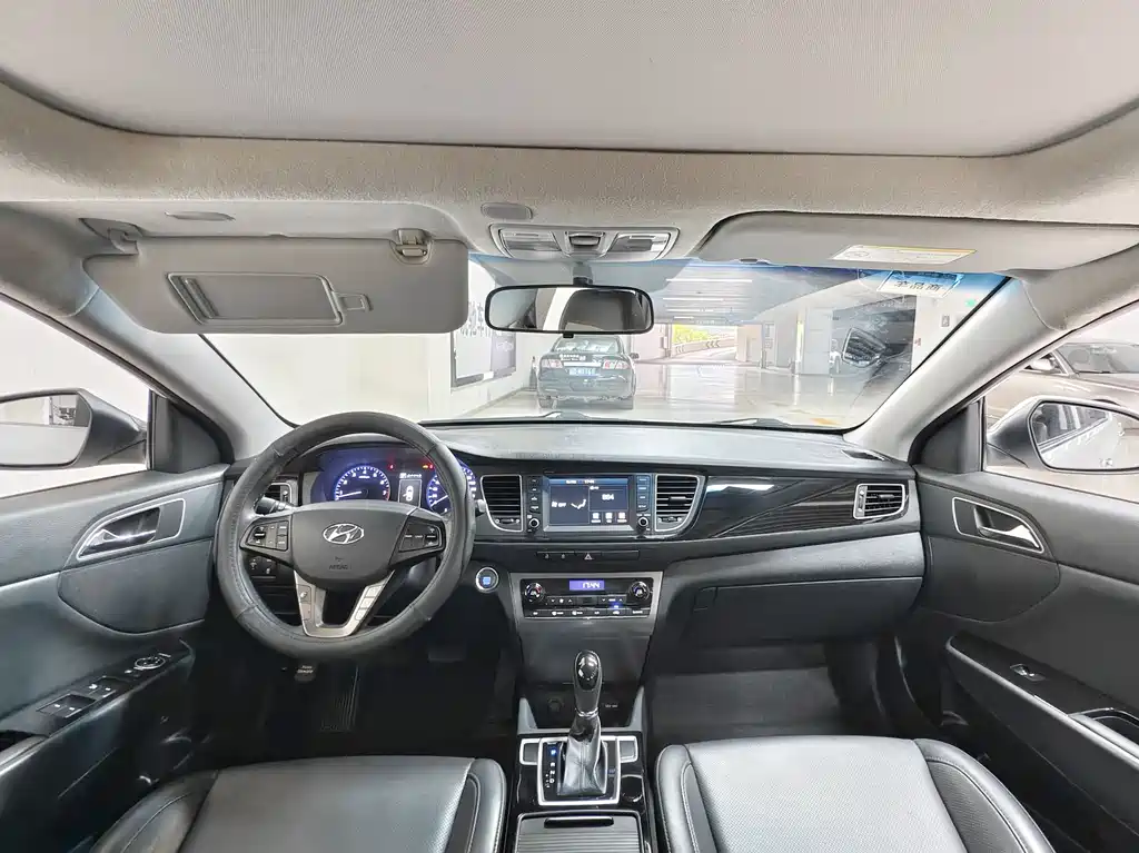 Hyundai Mistra 2016 — фото 4