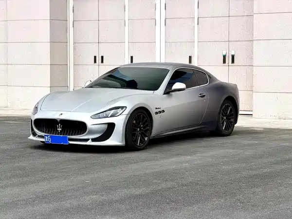 Maserati Granturismo 2015