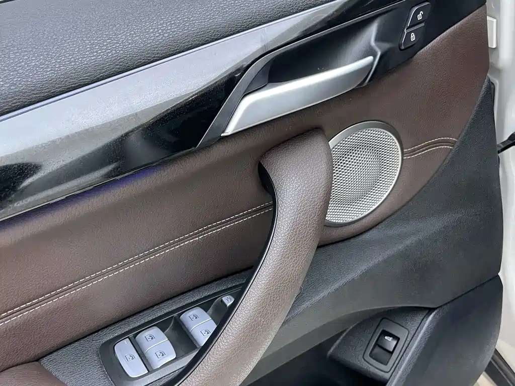 BMW X1 2022 — фото 13